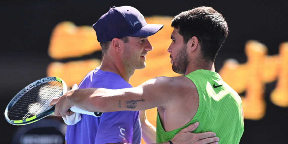 Australian Open, Alcaraz dominates Paul in three sets. Also in the quarterfinals are Zverev-Tien-De Minaur, Djokovic advances... without playing
