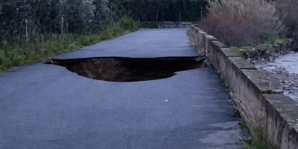 Bad weather, black day on the Jonica: the provincial road to Bivongi, an isolated town to the south, gives way