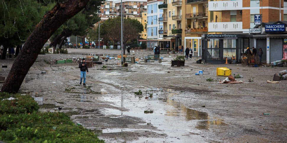 Catanzaro, the seafront reopened to traffic. Only the stretch between via Torrazzo and via dei Crociati is still closed to traffic