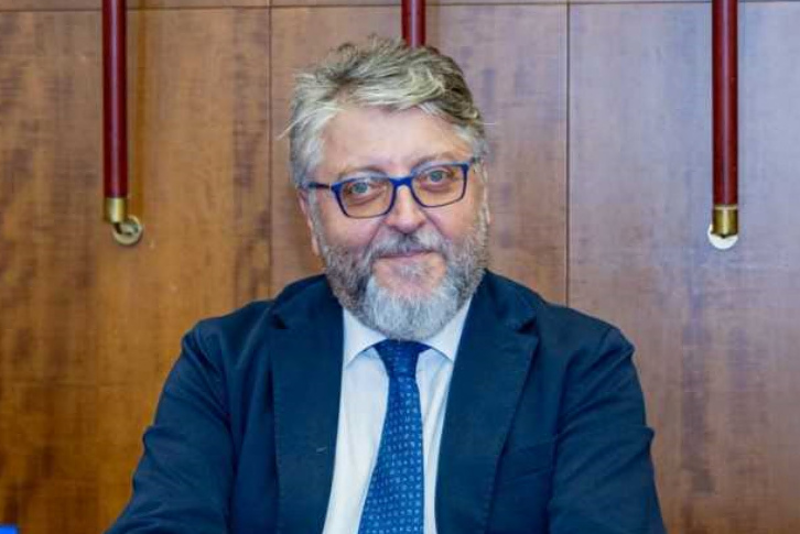 Freemasonry in Messina, that's why the "Black Knight" decided to draw his sword