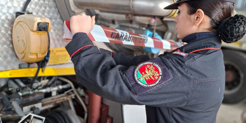 Illicit waste management: four complaints in Scalea, a vacuum cleaner seized