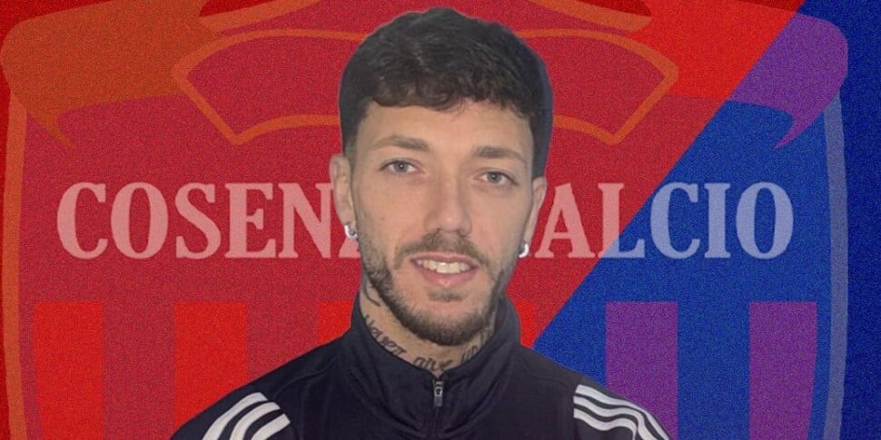 Michele Emmausso is a new striker for Cosenza: in the past he played for Vibonese, Reggina and Messina