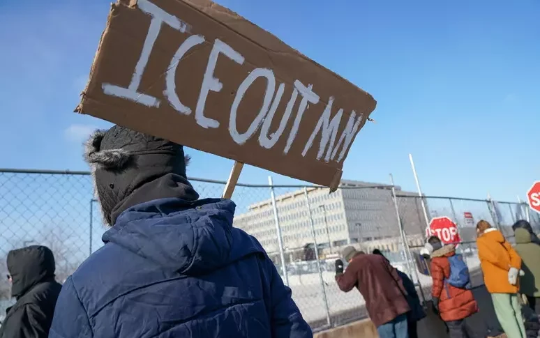 Pretti's death in Minneapolis: Trump accuses the "Chaos of the Dems", but plans the withdrawal of Ice. Clinton and Obama on the attack