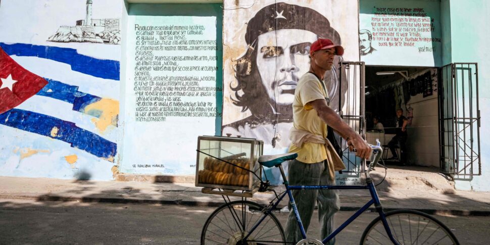 Trump: stop oil and money from Venezuela for Cuba. The answer: