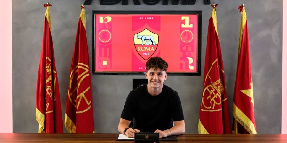 Who is Antonio Arena, the 16-year-old talented baby from Roma with grandparents from... Reggio Calabria