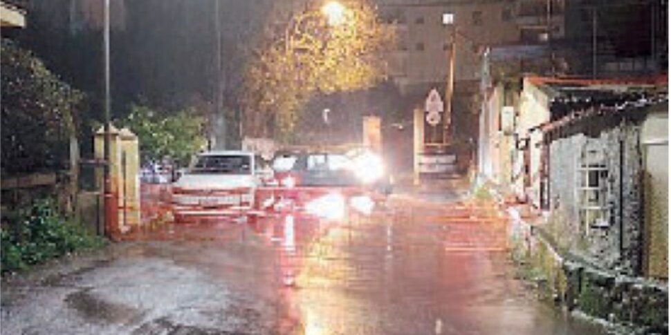Bad weather, a hill in the Ritiro district crumbles in Messina: two families evacuated