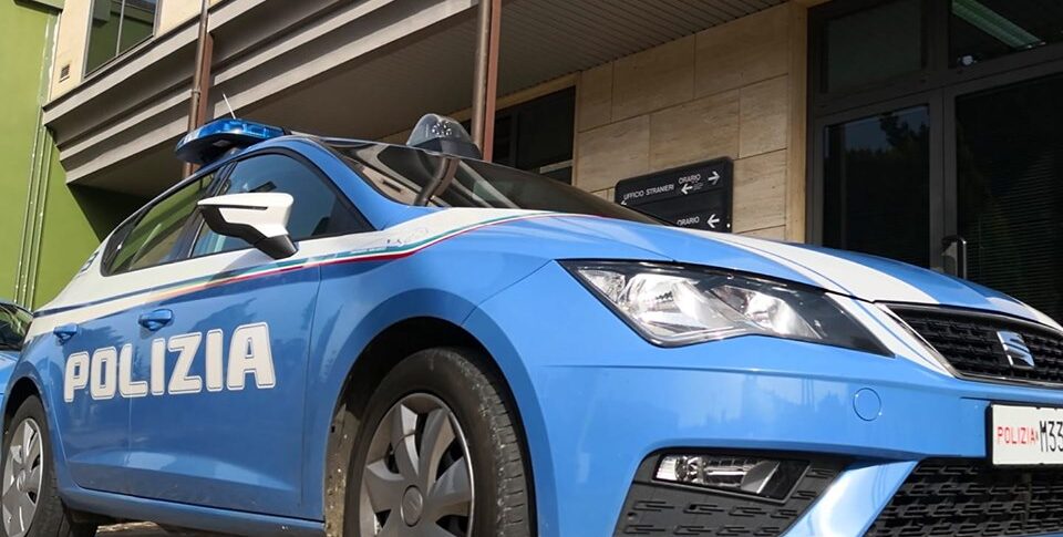 Cassano Ionio, heroin and cocaine seized in public housing buildings in the Doria district VIDEO