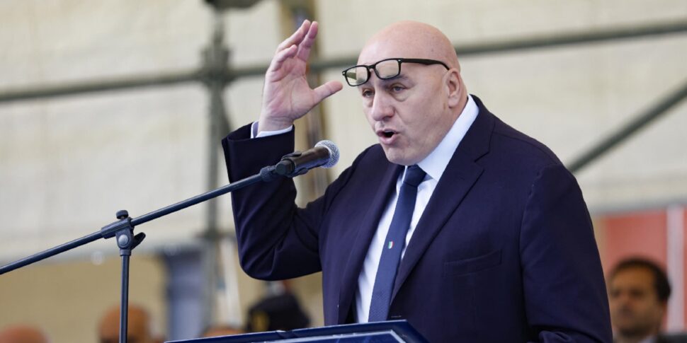 Crosetto: "Dialogue with Putin on oil? Useless, the problem is the price"