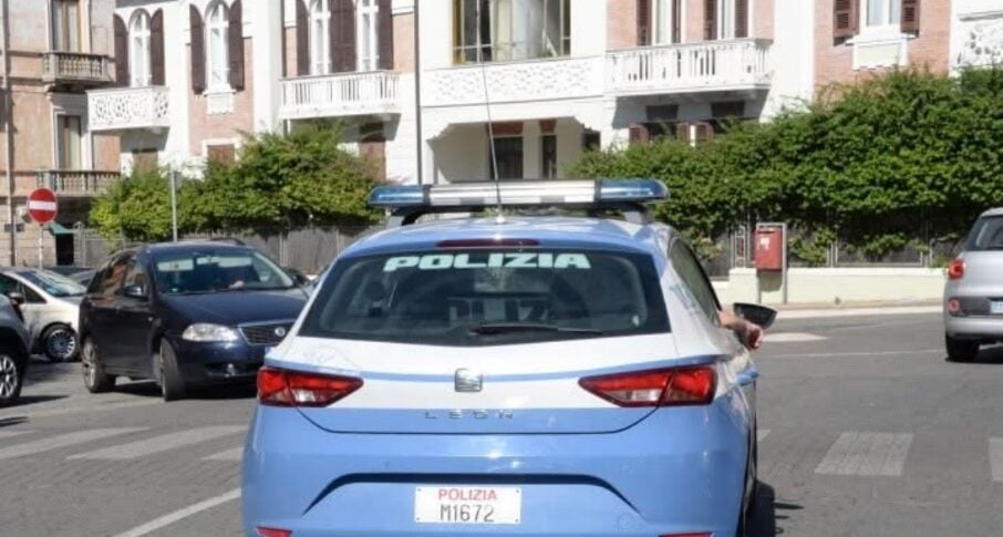 Crotone, two police arrests: one convicted of mafia and one for family abuse in prison