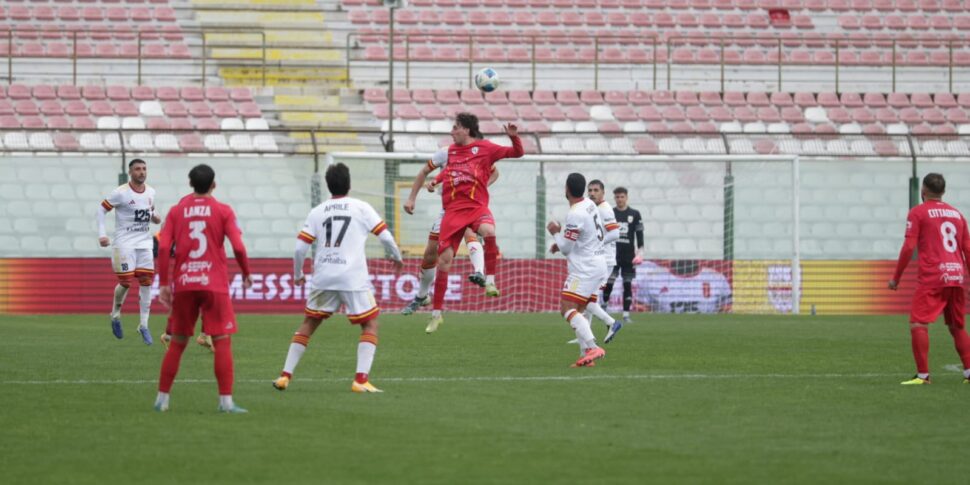 Messina remains in the tunnel, Nissa also passes at the "Franco Scoglio": Terranova decides