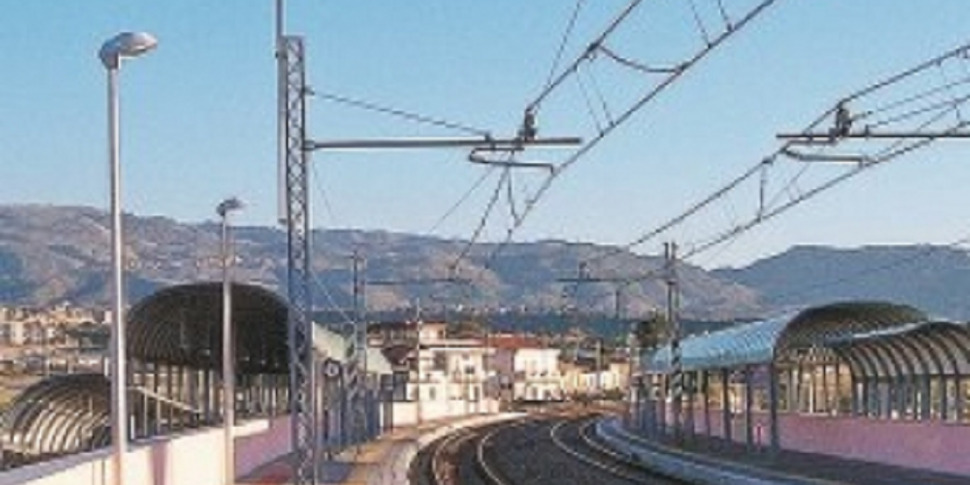 Reggio Airport, the hub of accessibility: "The real solution runs on the tracks"