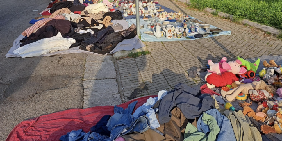 Reggio Calabria, 2 thousand items of used clothing seized