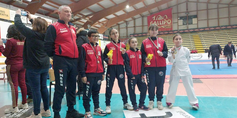 Success for the Tropheum Karate Club: seven medals at the Under 12 Grand Prix in Vibo