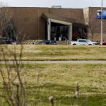 Terror in Michigan, car hits a synagogue and then shots are fired: the attacker killed