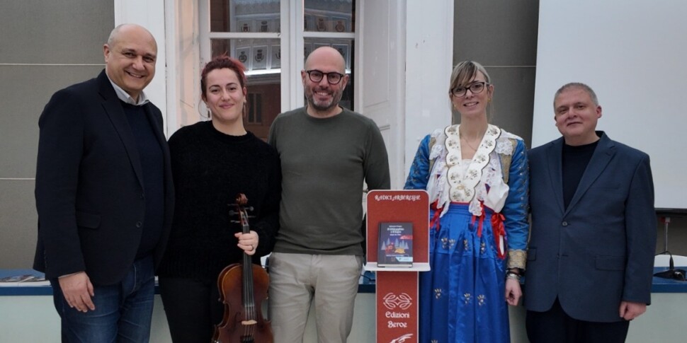 The Calabrian tour of "Il Ghiegghio e il wolf" started from Cosenza