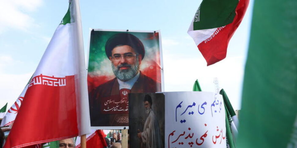 War in Iran, NATO intercepts missile over Turkey. Putin ready to supply hydrocarbons to Europe. Trump against the nomination of Mojtaba Khamenei