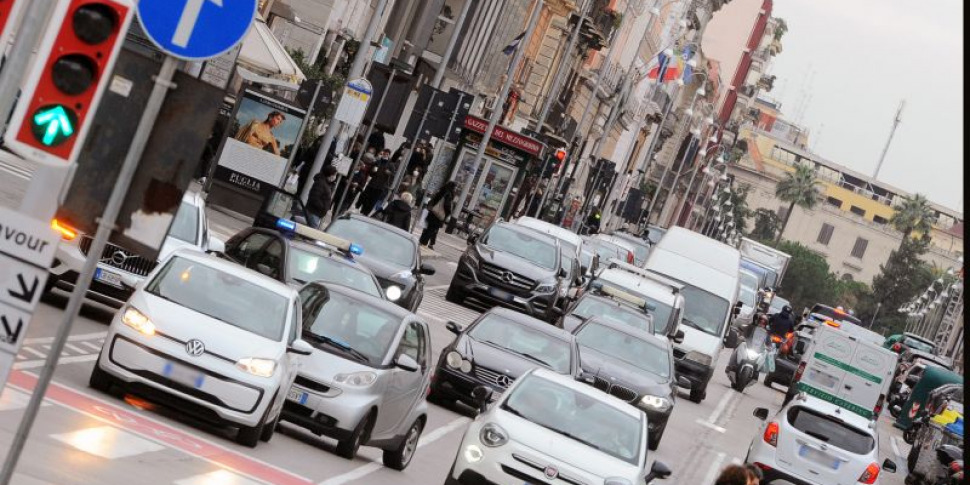 With the crisis in Iran and the Middle East, a new car could cost 1,450 euros more