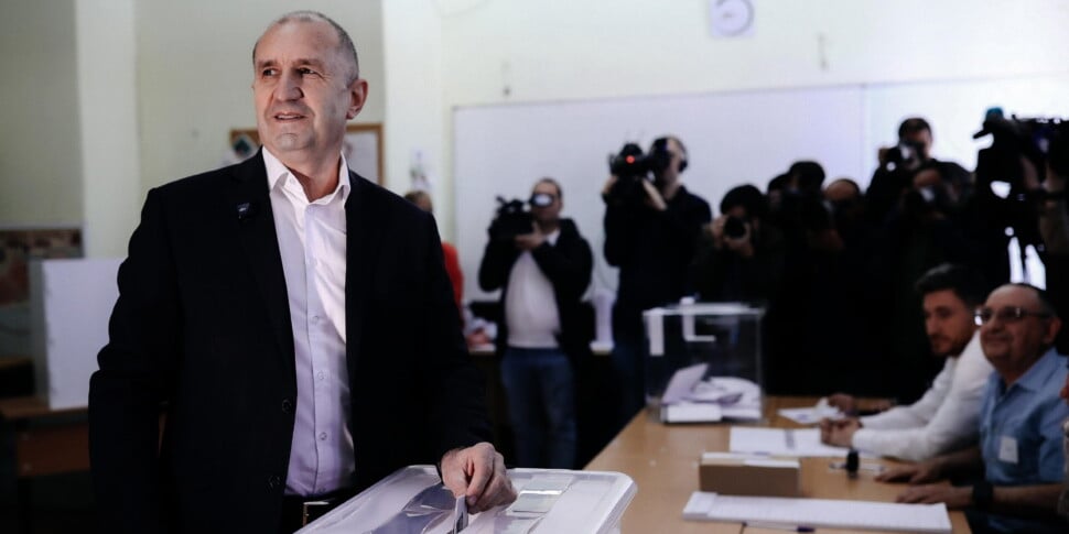 Elections in Bulgaria, the Eurosceptic Rumen Radev towards victory