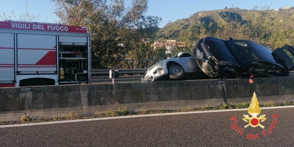 Accident on the SS280 towards Lamezia: two minor injuries and slow traffic