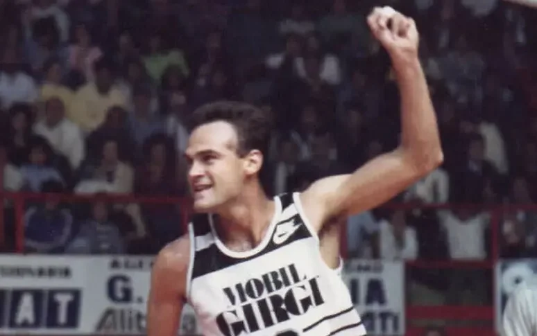 Goodbye to Oscar Schmidt, 'Holy Hand' of basketball and flag of Juve Caserta