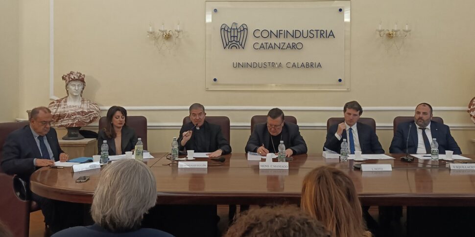 Leadership and spirit of service: the Young Entrepreneurs of Catanzaro compared with the charisma of Opus Dei