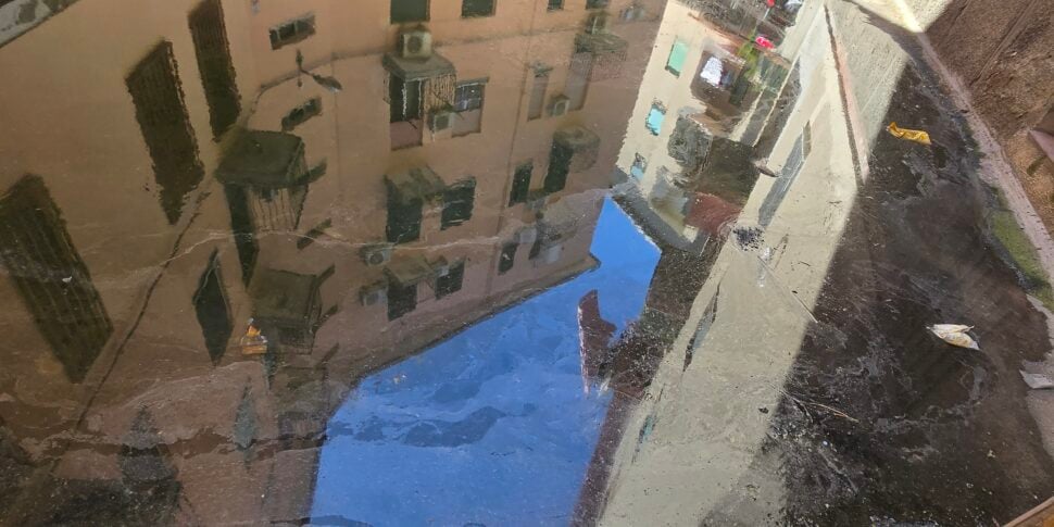 Messina, sewer and insects at the bottom of Fucile. For Amam, the delay in work "is the fault of a private individual"