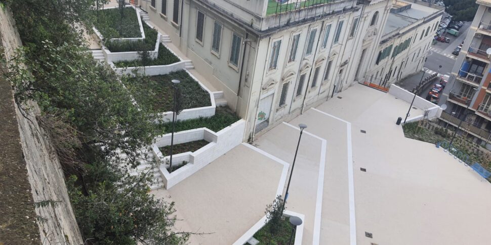 Renovation of Messina, via Macello Vecchio from a slum to an urban garden with a pedestrian path