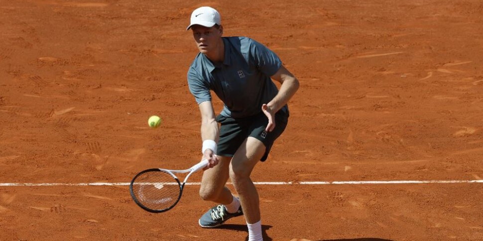 Sinner easily beats Moller in Madrid and reaches the round of 16. Musetti also smiles