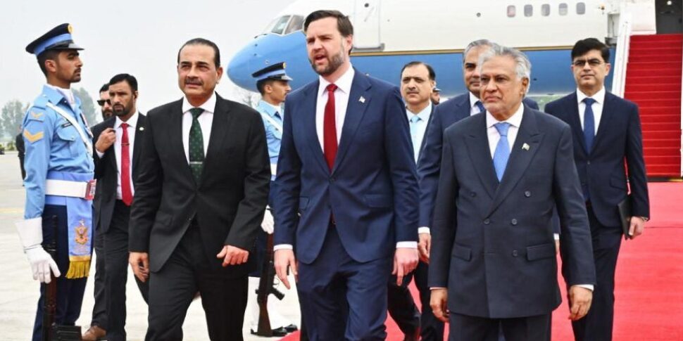 US-Iran talks, Tehran taunts Vance: "He goes home empty-handed"