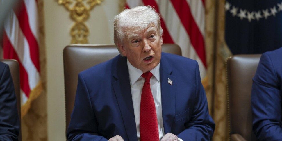 War in Iran, Trump: "Without an agreement we will destroy the island of Kharg, their electrical systems and oil wells." Three UN soldiers dead