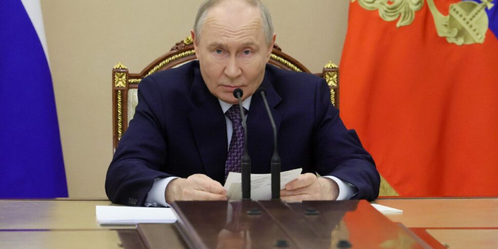 Putin calls Trump: "Give negotiations with Iran a chance." The Tsar opens a truce with Kiev