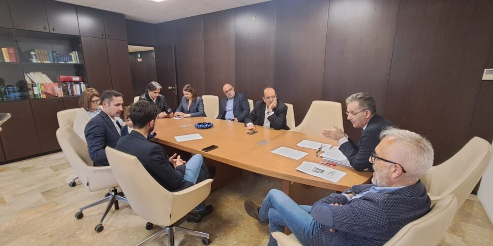 Referendum on the Statute blocked, seven regional councilors of Calabria present a request: the process does not start