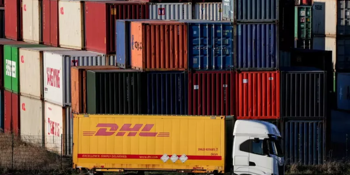 The EU, "Agreement reached on the trade agreement with the USA". Duties at 15%