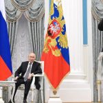 Putin accuses Ukraine: "Raid on a student dormitory, 6 killed". But Kiev denies: "A military command hit"
