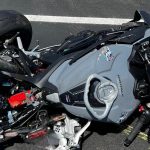 Another victim on State Road 106: a young man from Cotronei died, his twin was injured. The motorbike accident at the Papanice crossroads in Crotone