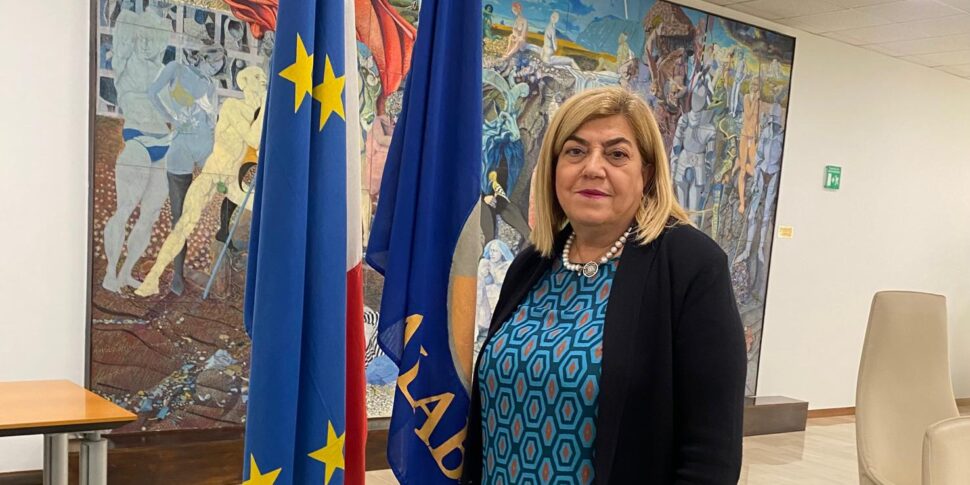 Castrovillari towards the vote. Anna De Gaio clarifies: "No resemblance"