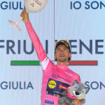Ciccone wears pink in Cosenza: "The dream of a lifetime, I've been chasing this shirt since 2016"