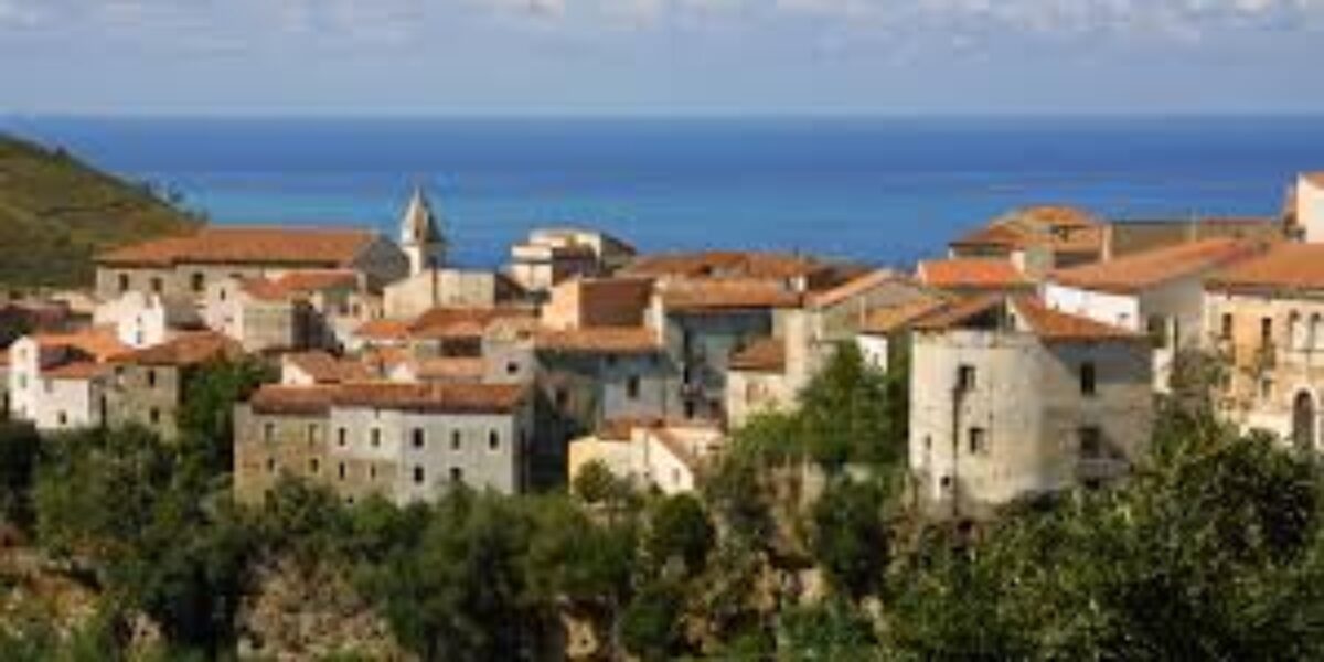 Collapse of voters in Tortora, no quorum (21.34%) and commissionership on the horizon