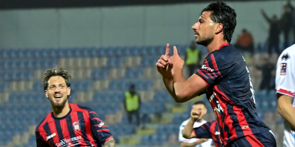 Crotone, a draw with Audace Cerignola is enough to go through: now Casertana