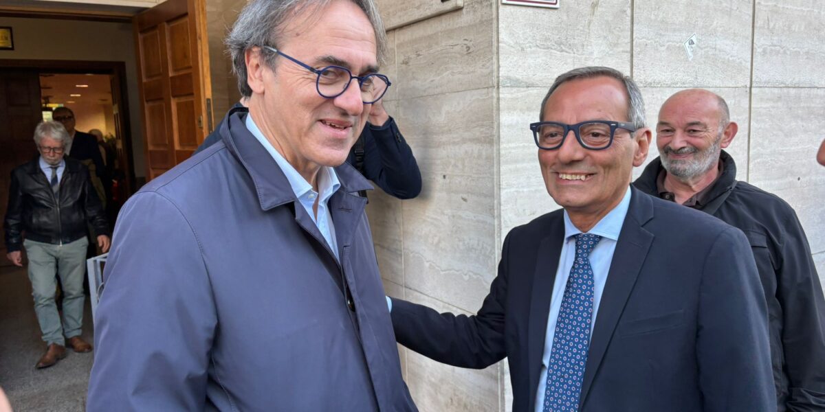 Elections in Reggio, Bonelli against the bridge and the government: «They are impoverishing the country»
