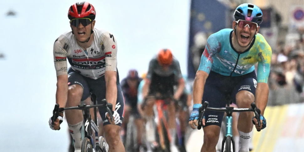 Giro d'Italia, Ballerini wins in Naples amidst crashes: Eulalio remains in the squad