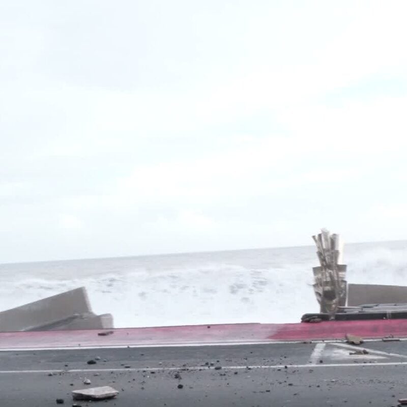 Cyclone Harry, overcome obstacles for refreshments