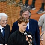 Mattarella's embrace of the king of the Forum: Sinner closes half a century of waiting
