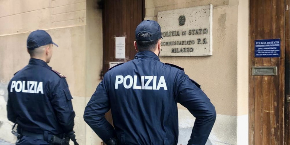 Milazzo, police anti-drug checks: hashish and cash seized, 21-year-old reported to house arrest