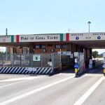Port of Gioia Tauro, garrison at the gate against the transit of war material