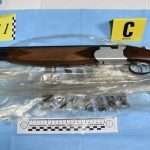 Rifles and hundreds of cartridges hidden in an uninhabited house. It is yet another arsenal discovered in Reggio Emilia