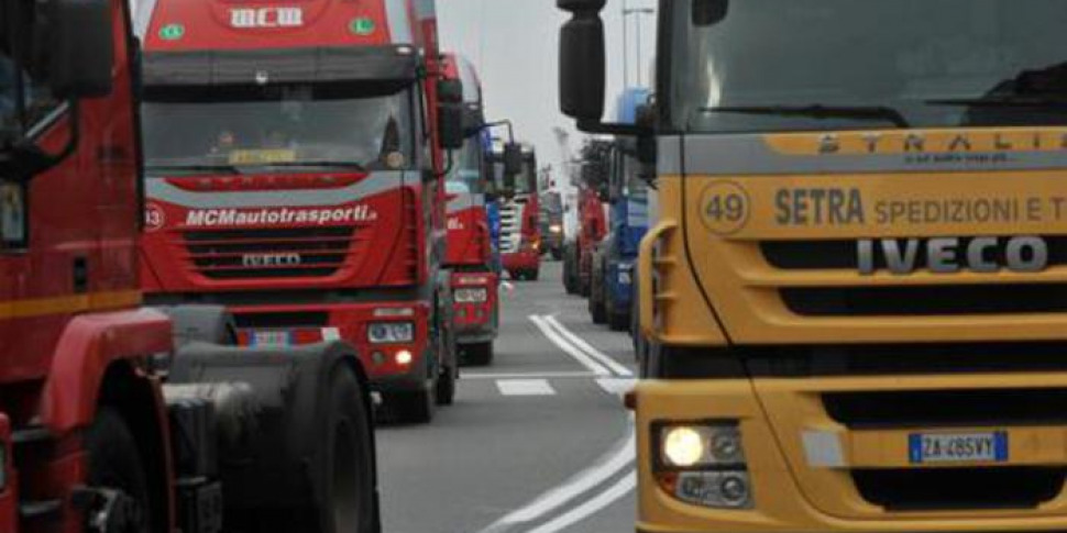 Road haulage in crisis in Calabria: increases in diesel prices and liquidity, the sector requires urgent interventions