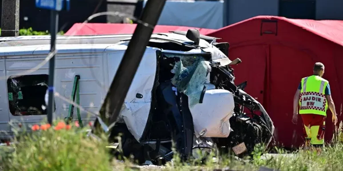 School bus hit by a train in Belgium, several dead