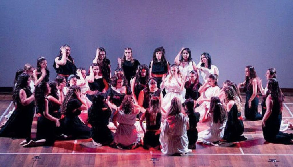 The prestigious Theater-School Award to the students of the Ainis high school in Messina for "Le Troiane"