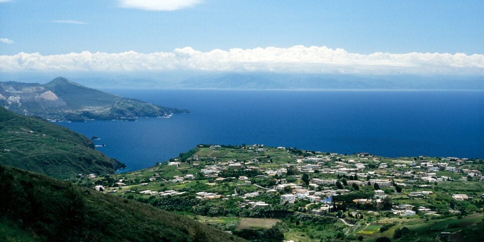 UNESCO sites, from the Sicilian Region 4 million to 70 Municipalities: 4 are in the province of Messina